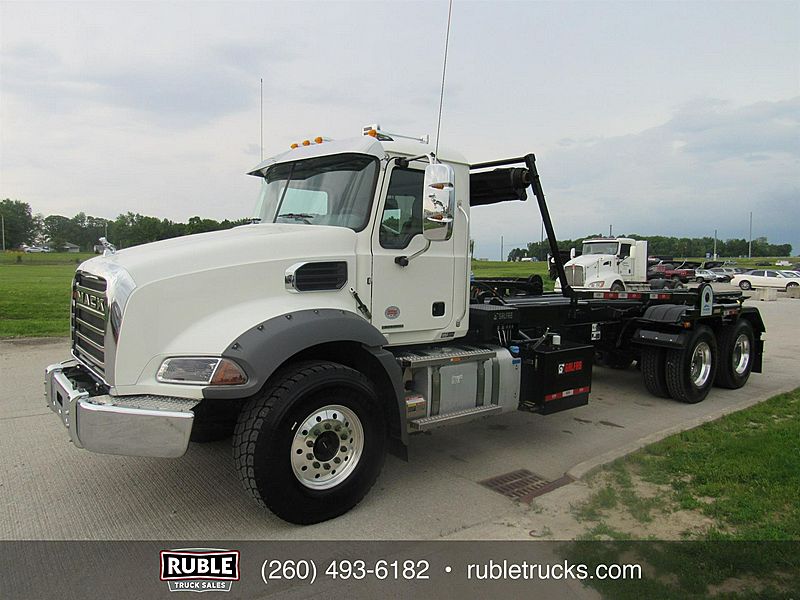 2026 Mack GR64B