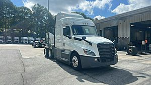 2019 Freightliner Cascadia 126