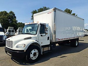 2017 Freightliner M2 106 - Box Van