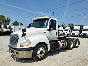 2018 International LT625 - Day Cab