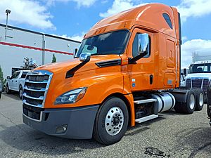 2019 Freightliner Cascadia - Sleeper Truck