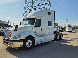 2019 International LT625 - Sleeper Truck