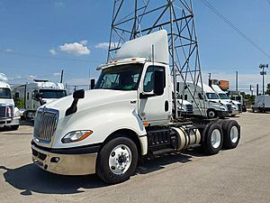 2019 International LT625 - Day Cab
