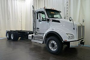 2026 Kenworth T880 - Cab & Chassis
