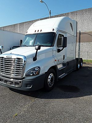 2019 Freightliner Cascadia 125 - Sleeper Truck