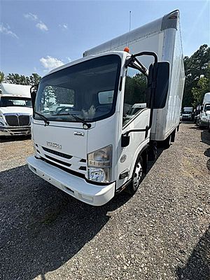 2019 Isuzu NPR HD - Box Van
