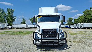 2020 Volvo VNR64T-640 - Sleeper Truck