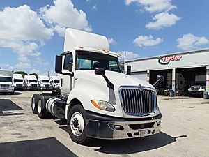 2019 International LT625 - Day Cab