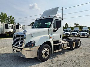 2019 Freightliner Cascadia 125 - Day Cab