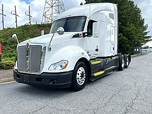 2021 Kenworth T680 - Sleeper Truck