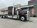 2023 Peterbilt 389