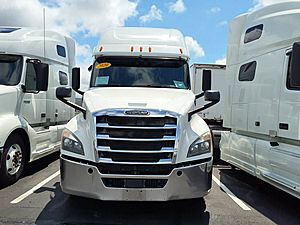 2020 Freightliner Cascadia - Sleeper Truck