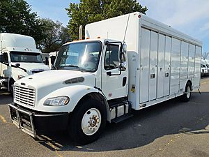 2014 Freightliner M2 106 - Box Van