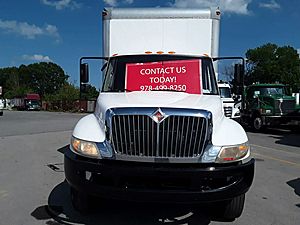 2018 International DuraStar 4300 - Box Van