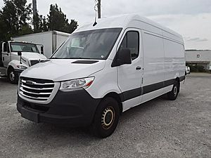 2019 Mercedes-Benz 2500 - Day Cab