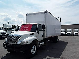 2019 International DuraStar 4300 - Box Van