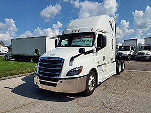 2019 Freightliner Cascadia - Sleeper Truck