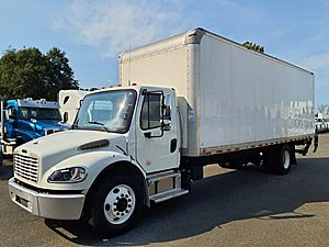 2020 Freightliner M2 106 - Box Van