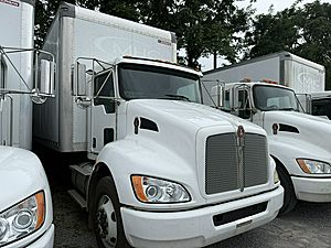2022 Kenworth T270 - Dry Van