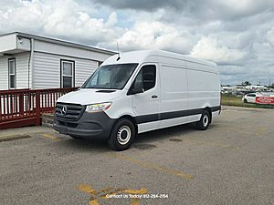 2021 Mercedes-Benz 2500 - Day Cab