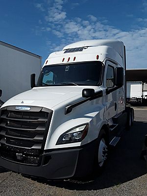 2019 Freightliner Cascadia PT126064ST - Sleeper Truck