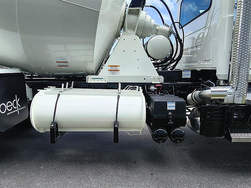 2026 Mack GR64B