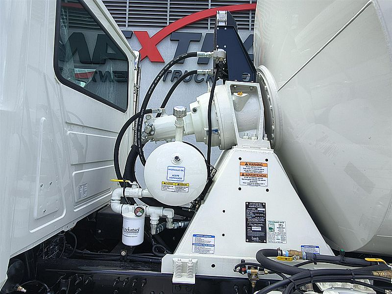2026 Mack GR64B