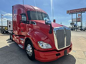 2021 Kenworth T680 - Sleeper Truck