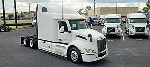 2023 Peterbilt 579 - Sleeper Truck
