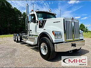 2026 Kenworth W990 - Day Cab