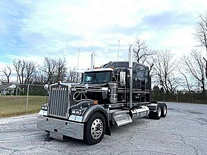 2023 Kenworth W900 - Sleeper Truck