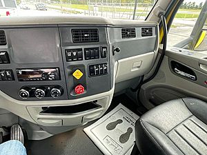 2021 Peterbilt 579
