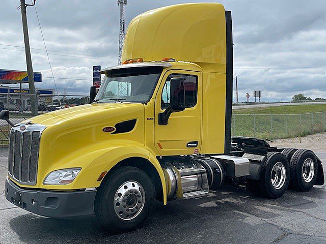 2021 Peterbilt 579