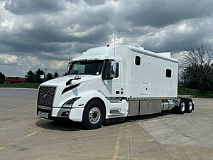 2024 Volvo VNL - Sleeper Truck