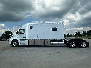 2024 Volvo VNL - Sleeper Truck