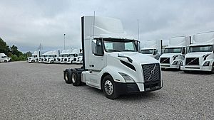 2019 Volvo VNL - Day Cab