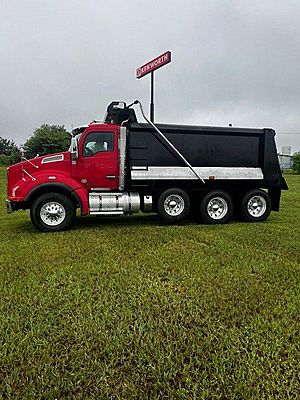 2018 Kenworth T880 - Dump Truck