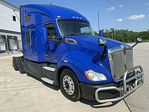2021 Kenworth T680 - Sleeper Truck