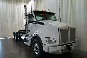 2026 Kenworth T880 - Day Cab