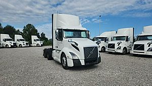 2019 Volvo VNL - Day Cab