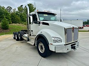 2026 Kenworth T880 - Day Cab