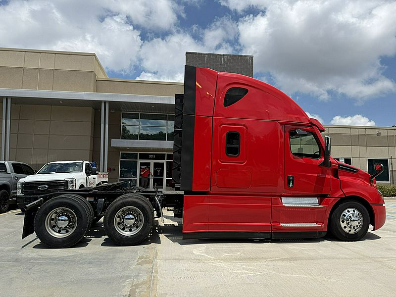 Don New 2023 Peterbilt 567 Jerr-Dan 60-Ton Independent Heavy