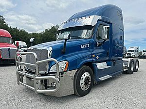 2016 Freightliner Cascadia 125 - Sleeper Truck