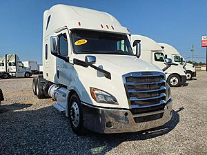 2020 Freightliner Cascadia - Sleeper Truck