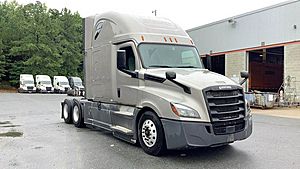 2020 Freightliner Cascadia 126