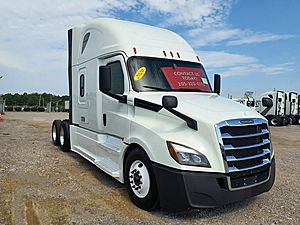 2020 Freightliner Cascadia - Sleeper Truck