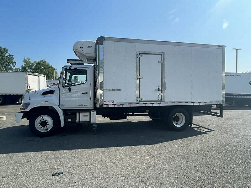 2019 Hino 338 For Sale | 18' Box | #785702