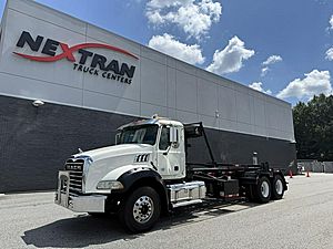 2019 Mack Granite - Roll-Off