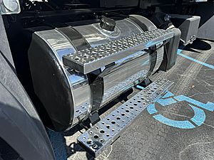 2016 Freightliner 108SD - Flatbed