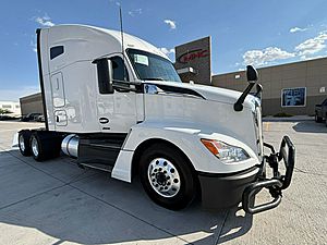 2023 Kenworth T680